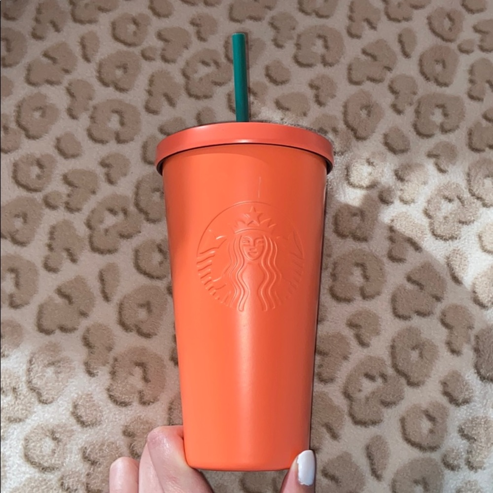 Starbucks cold up